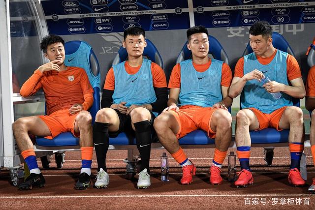 英超最新积分：曼城领航，利物浦重返前六，热刺居尾